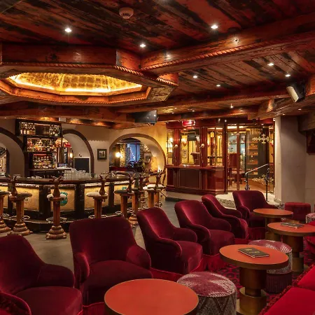 亚历克斯采尔马特度假酒店