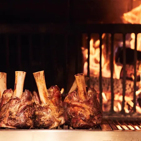 亚历克斯采尔马特度假酒店 酒店 4*