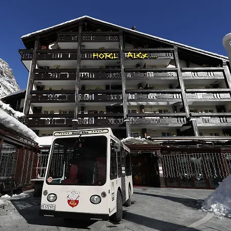 亚历克斯采尔马特度假酒店 酒店 4*