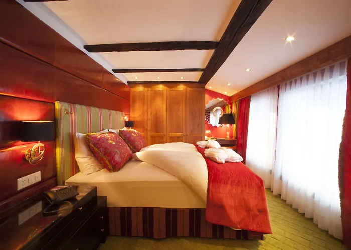 Alex Alpine - & Sports Zermatt