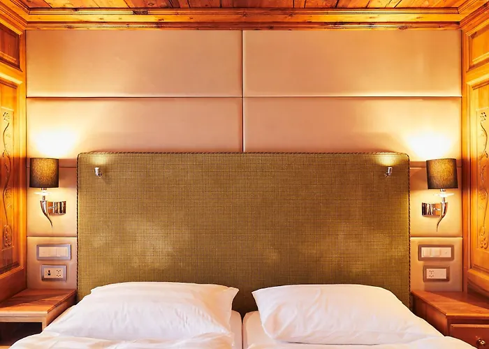 Alex Alpine - & Sports Zermatt