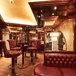 Alex Alpine - & Sports Hotell 4*