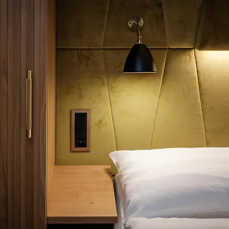 알렉스 4* 체르마트